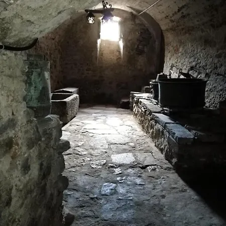 L'antico Borgo, Un Mix Di Storia E Romanticismo Nyaraló *