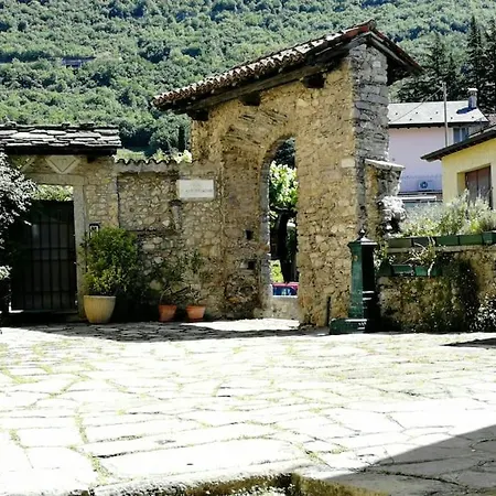 L'antico Borgo, Un Mix Di Storia E Romanticismo
